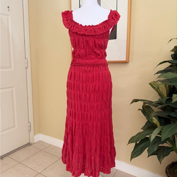 Max Studio Red Ruffled Smocked Maxi Dress Size Large - Picture 2 of 5